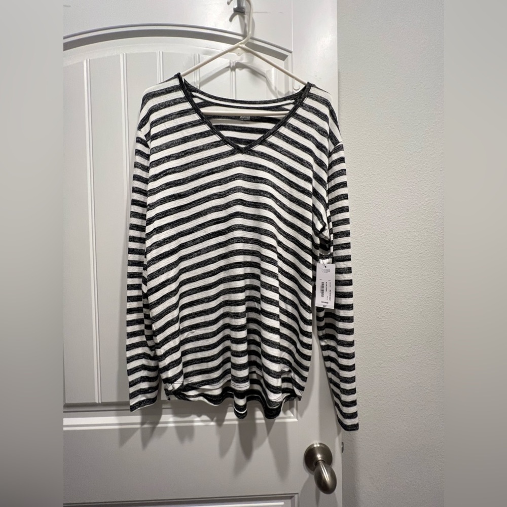 NEW WITH TAGS!  Ana Black and White stripe Long Sleeve Top, Size 2x